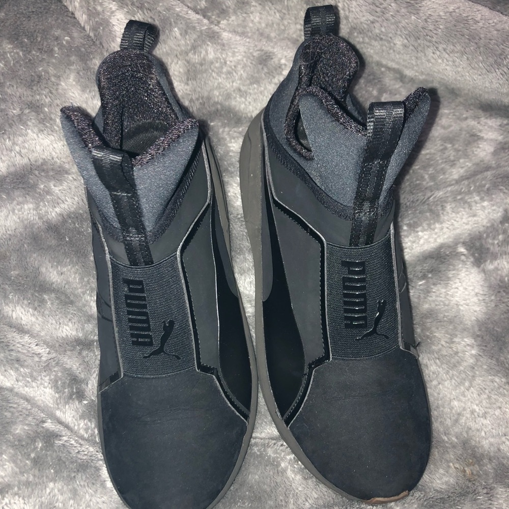 Black Puma Sneakers